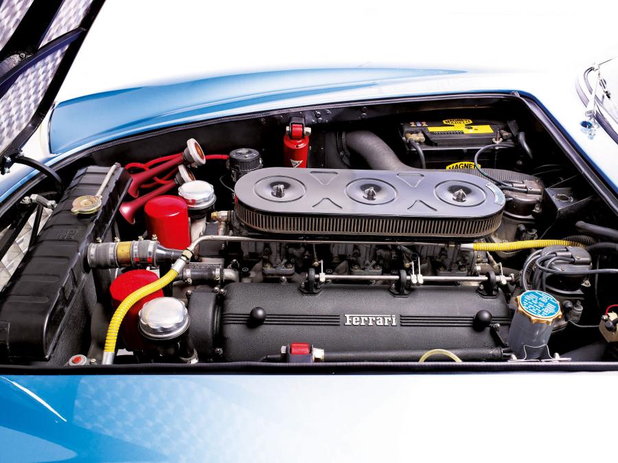  Ferrari 250 GT Lusso Berlinetta 1964 года  (фото 10 из 28)